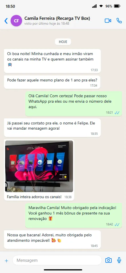Feedback positivo de cliente satisfeito com a transmissão